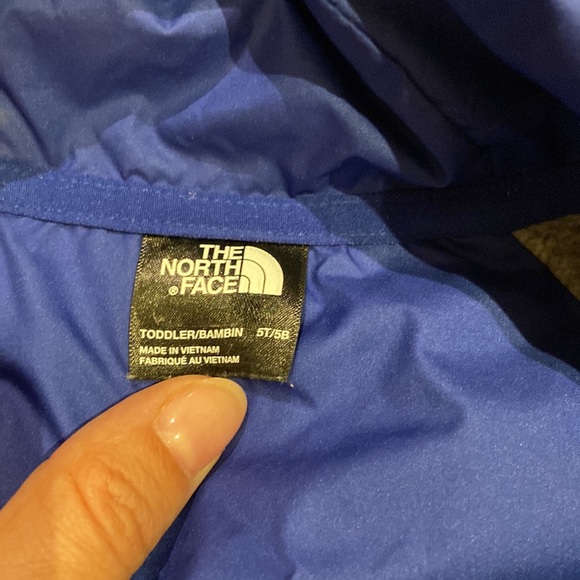 North Face Toddler Hooded Jacket - Picture 2 of 3